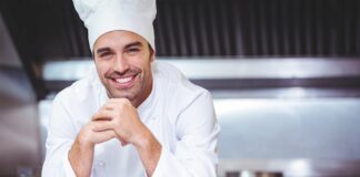 Зарплата до 125 тис. грн: в Україні з'явилася високооплачувана робота для кухаря - today.ua