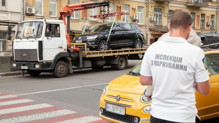 У Києві з 1 листопада з'явилася важлива вимога для водіїв: як уникнути штрафу - today.ua
