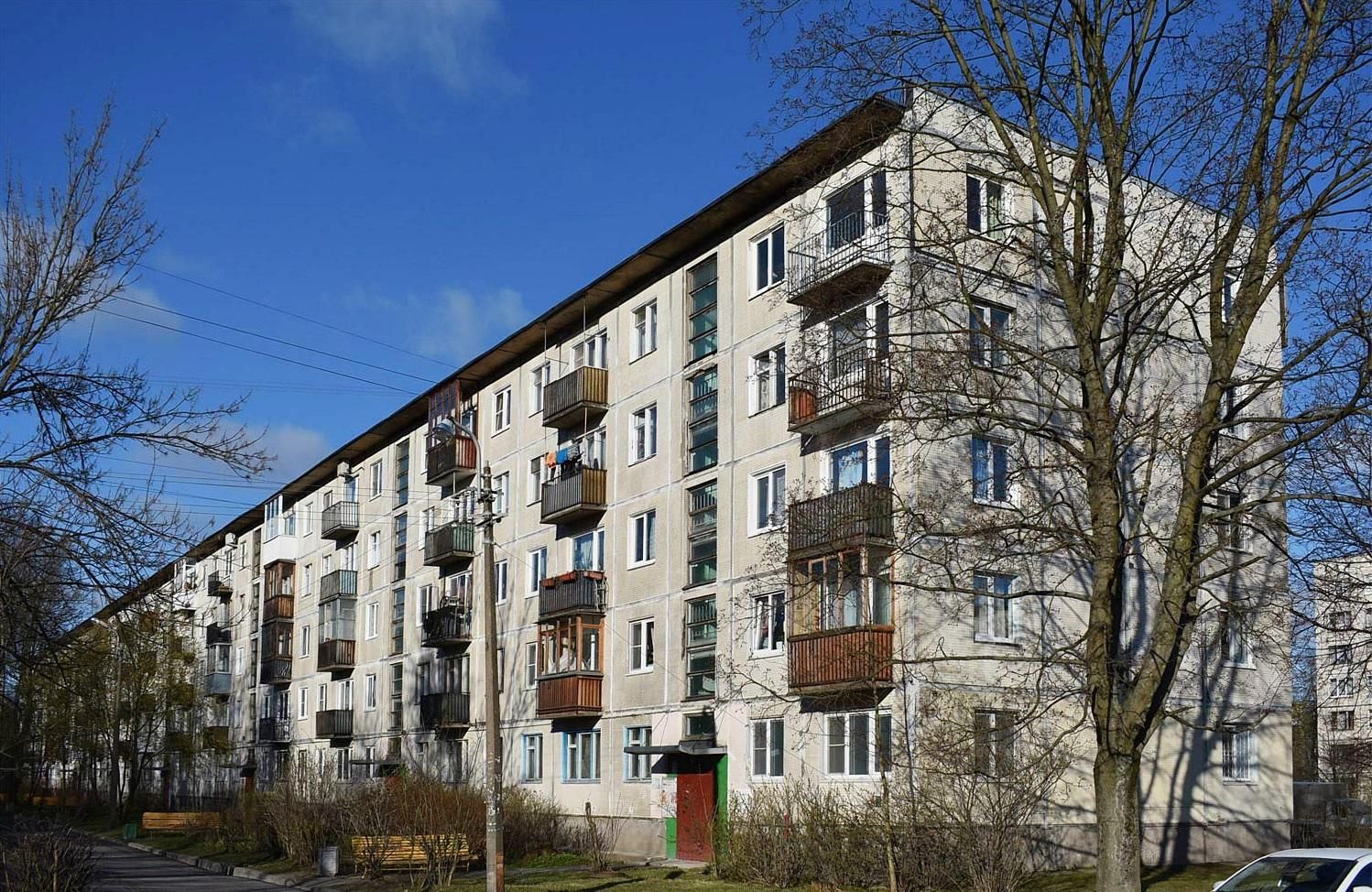 В Киеве подешевело вторичное жилье в трех районах: сколько стоят “квадратные метры“