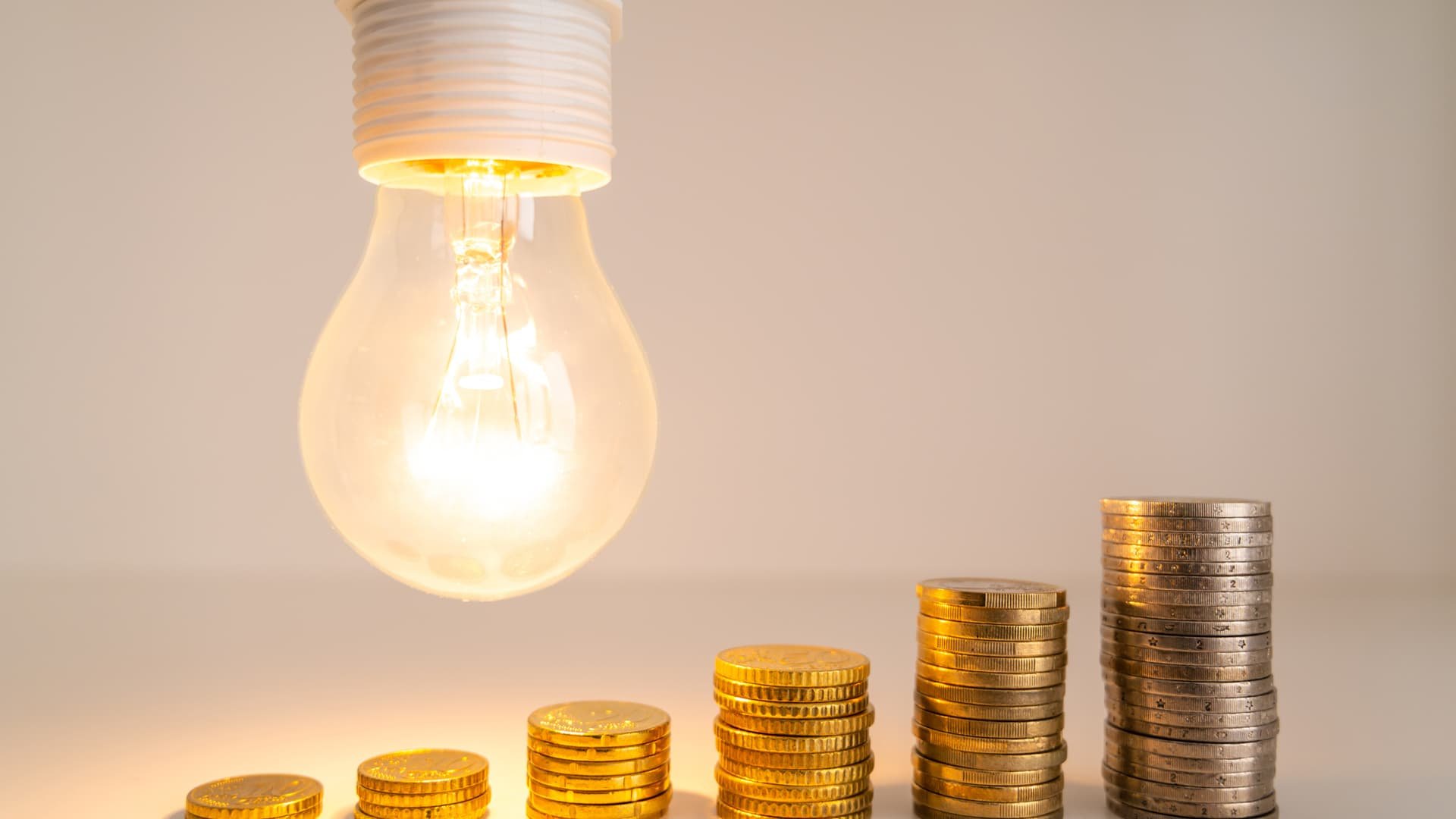 Новые тарифы на передачу электроэнергии: какой будет цена в Украине в 2024 году