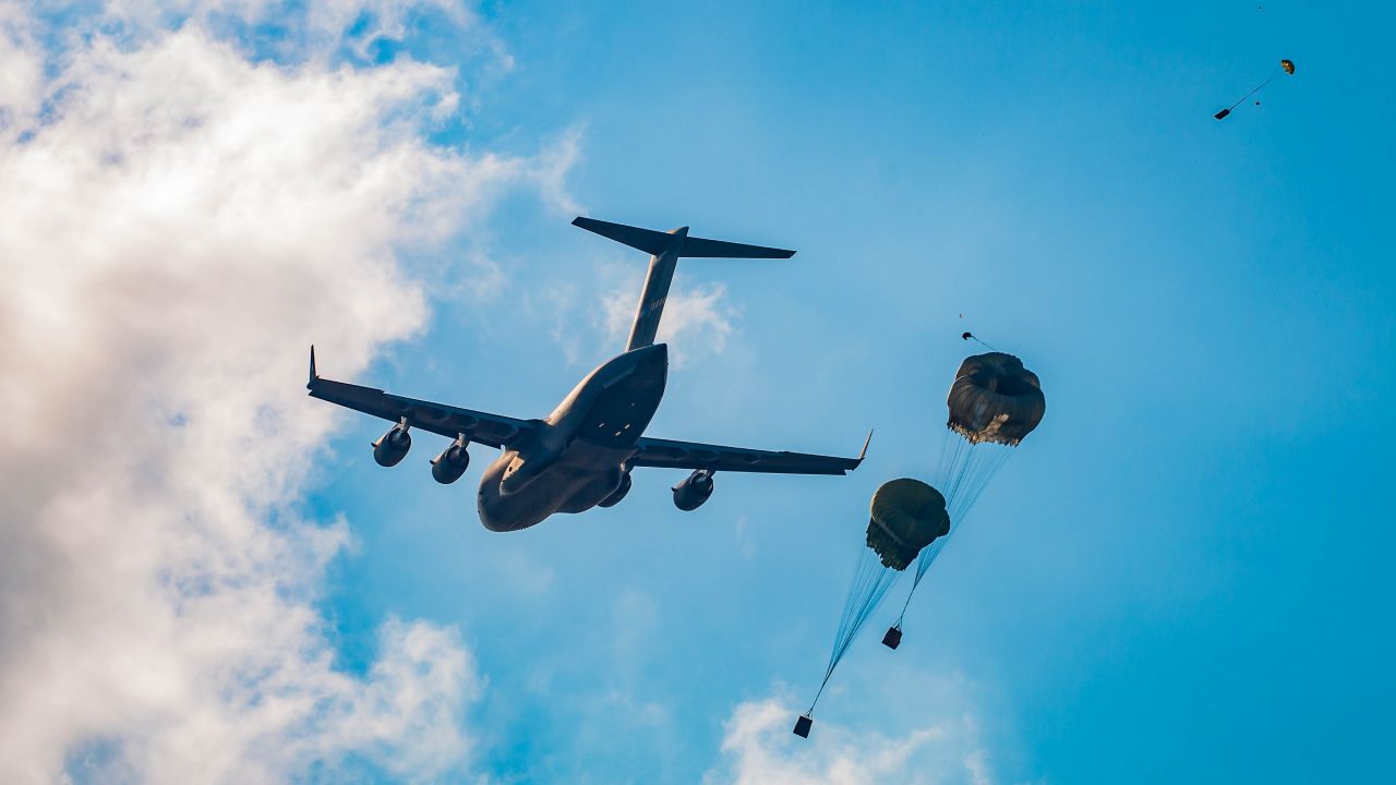 Украина попросила у США самолеты C-17 Globemaster: зачем они нужны Украина попросила у США самолеты C-17 Globemaster: зачем они нужны - today.ua