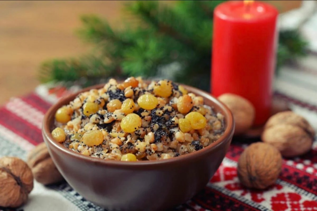 Кутья с халвой и орехами: интересный рецепт рождественского десерта