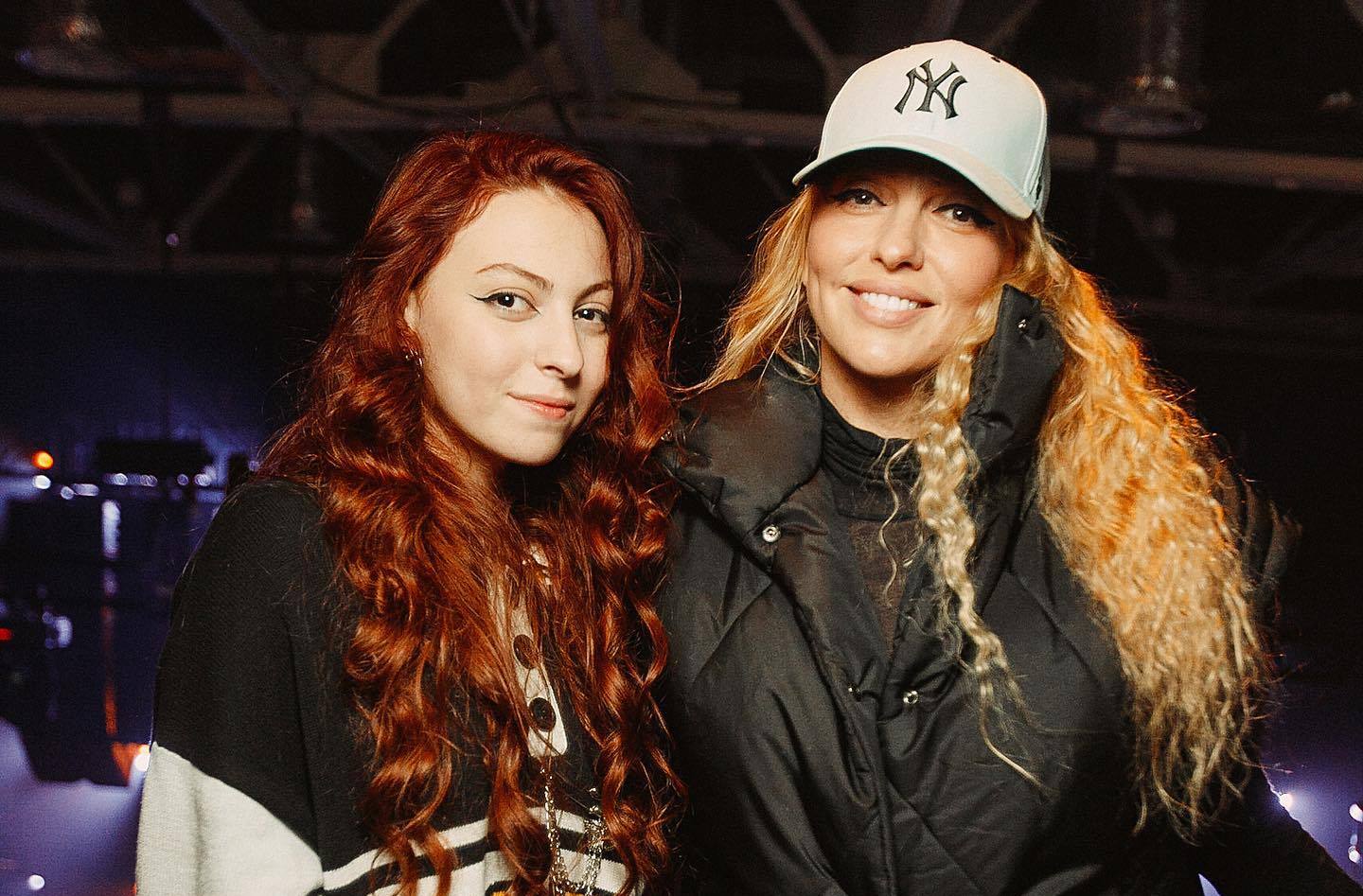 Оля Полякова та її старша дочка Маша презентували перший спільний трек: реакція Мережі