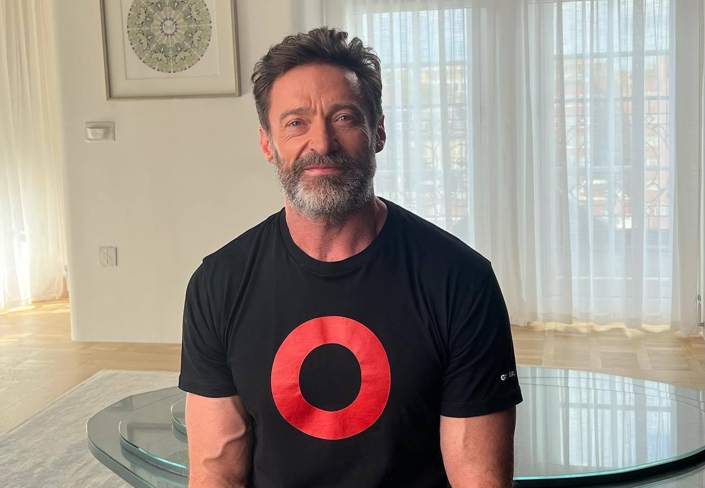 "Он влюблен": Хью Джекман закрутил роман с замужней актрисой