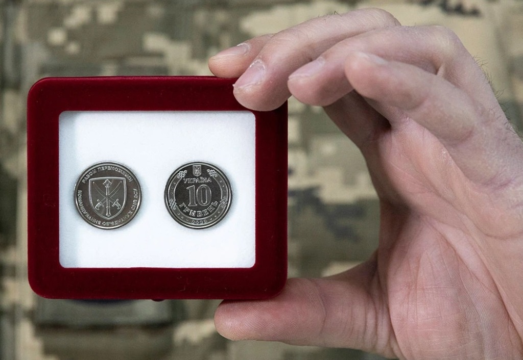 НБУ ввів в обіг нову монету номіналом 10 гривень: у чому її особливість