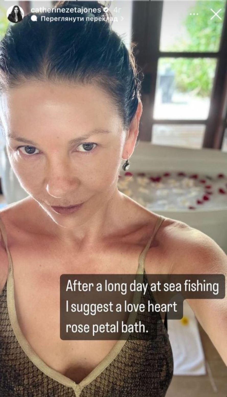 Без макіяжу та укладання: 54-річна Кетрін Зета-Джонс показала природну красу