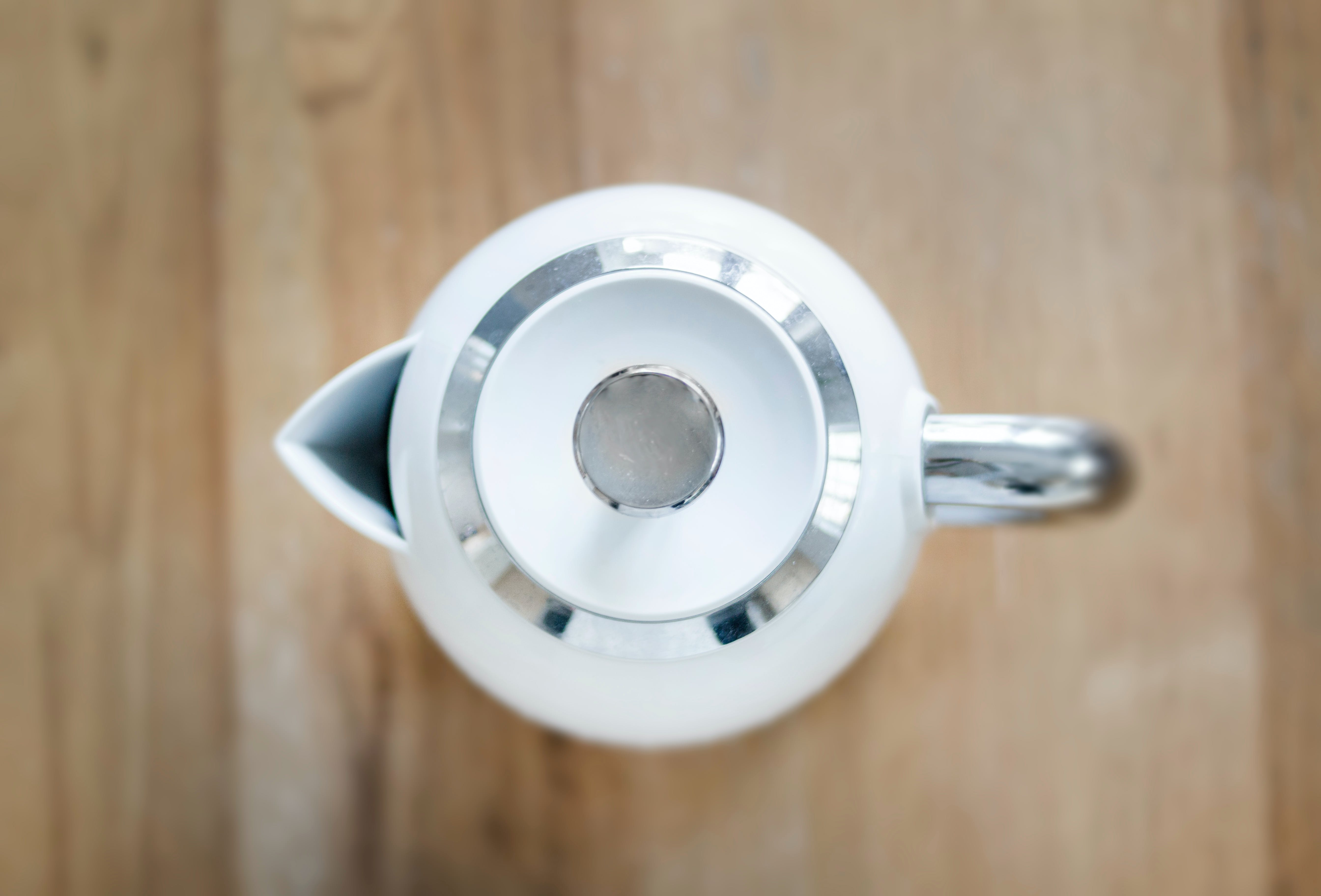 Как очистить чайник от накипи: простые и эффективные способы удалить налет
