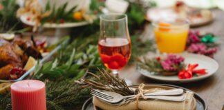 Що приготувати на Новий рік 2024: рецепт яскравого та смачного салату “Дихання дракона“ - today.ua