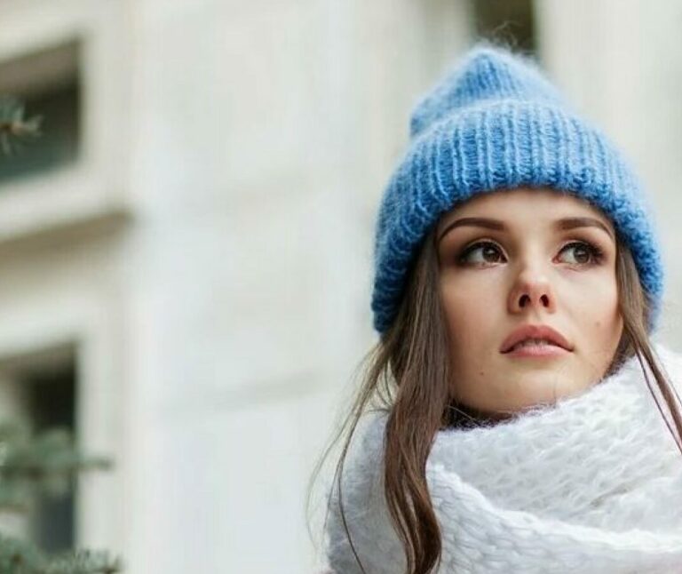 Как стильно сочетать шапку и шарф зимой 2023-2024: фото беспроигрышных образов - today.ua