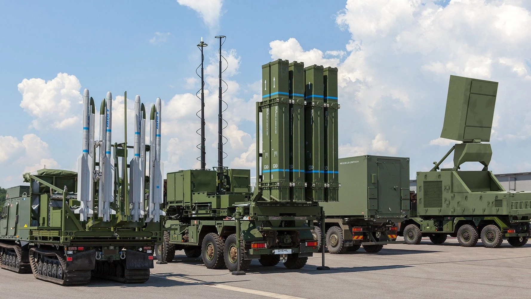 Німеччина передасть Україні дев'ять ЗРК IRIS-T: збивають літаки та ракети