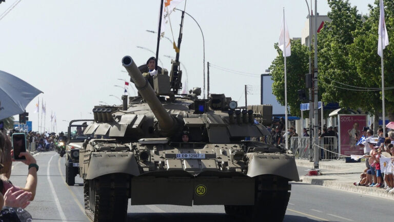 Україна може отримати від Кіпру танки T-80, але є умова - today.ua