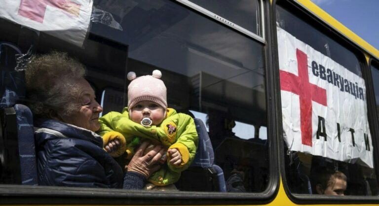 Уже не только детей: в одном из регионов объявили обязательную эвакуацию всего населения - today.ua