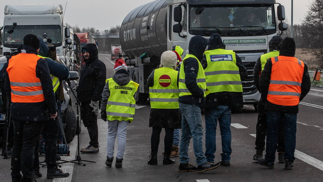 Польські фермери загрожують знову заблокувати кордон з Україною: причина