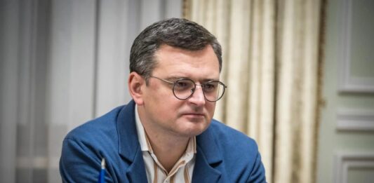 Кулеба высказался о возвращении украинцев на Родину: “Нельзя дожимать“ - today.ua