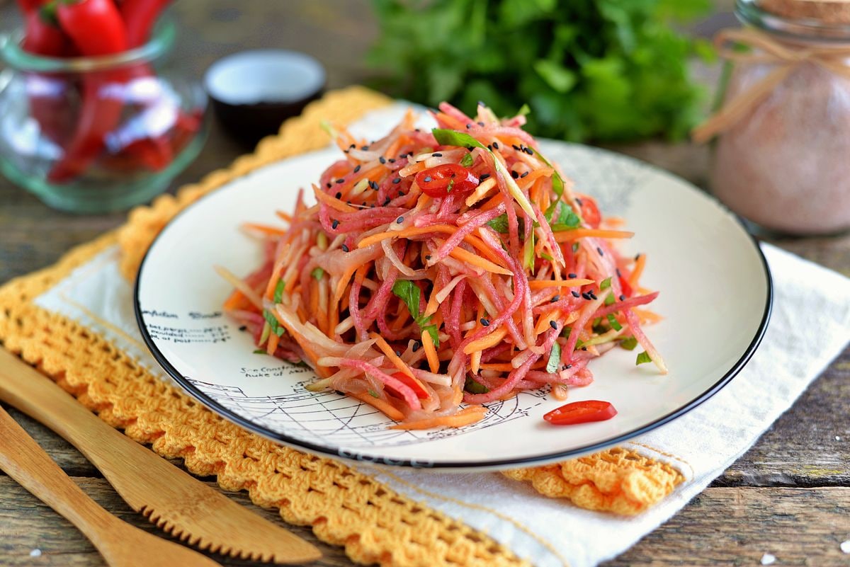 Салат Щетка: как приготовить полезную для организма закуску - Today.ua