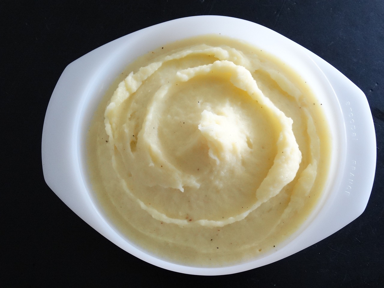Картопляне пюре як у ресторані: лише один інгредієнт покращить смак гарніру