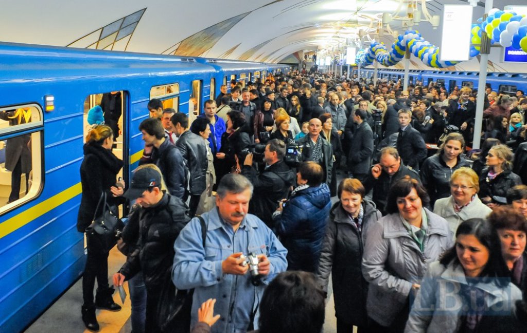 У київському метро змінили графік руху поїздів через мобілізацію