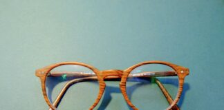 Як запобігти запотіванню окулярів взимку: допоможуть народні засоби - today.ua
