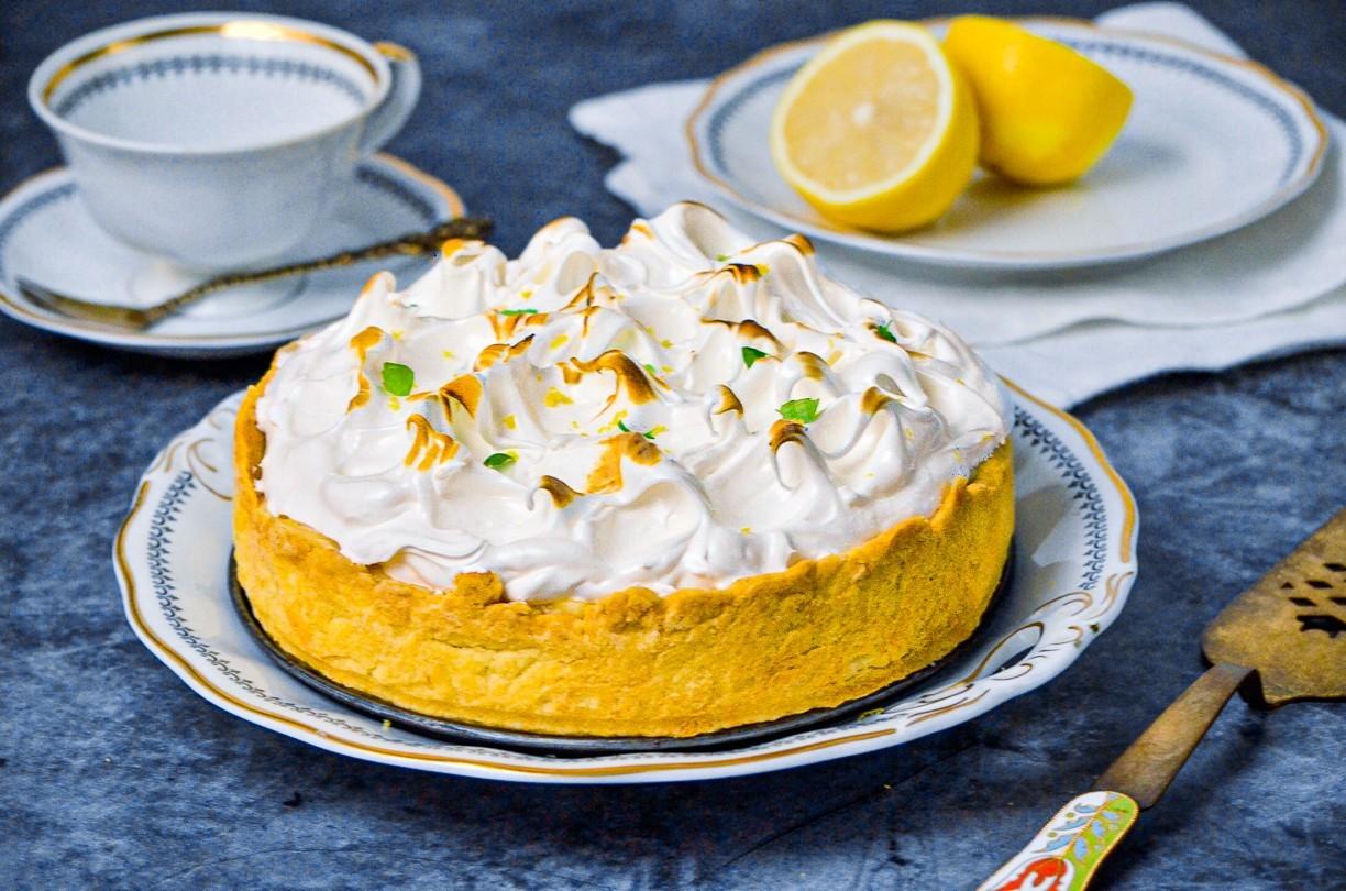 Пирог с лимоном в духовке: простой рецепт | Меню недели