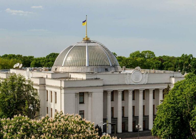 Депутаты Верховной Рады получили миллионы гривен за аренду жилья: кому выплатили самую высокую сумму - today.ua