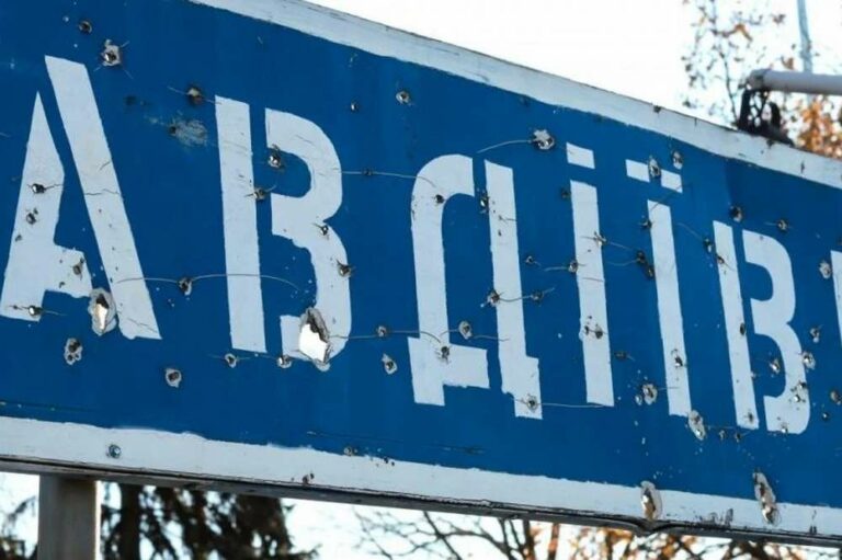 Під час відступу з Авдіївки у російський полон потрапили сотні українських військових, - NYT - today.ua