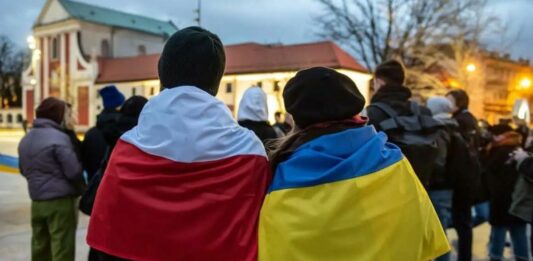 Польща різко скорочує строк перебування українських біженців  - today.ua