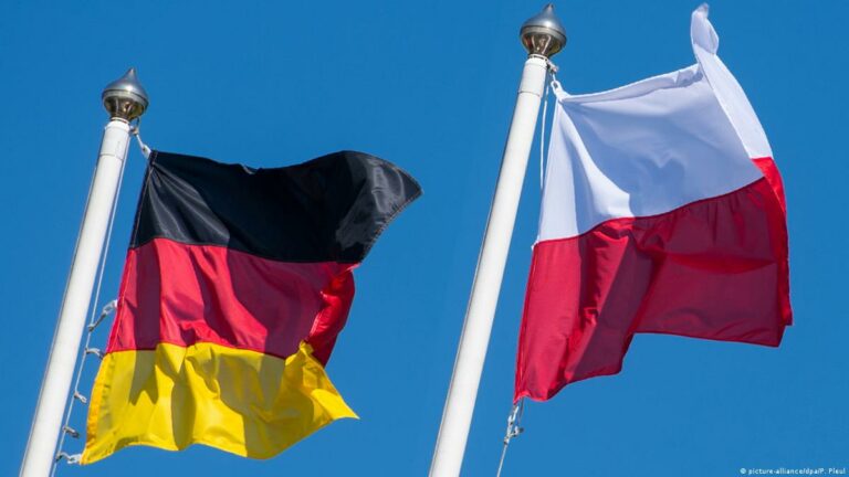 Украинские беженцы массово выезжают из Польши в Германию: что послужило толчком - today.ua