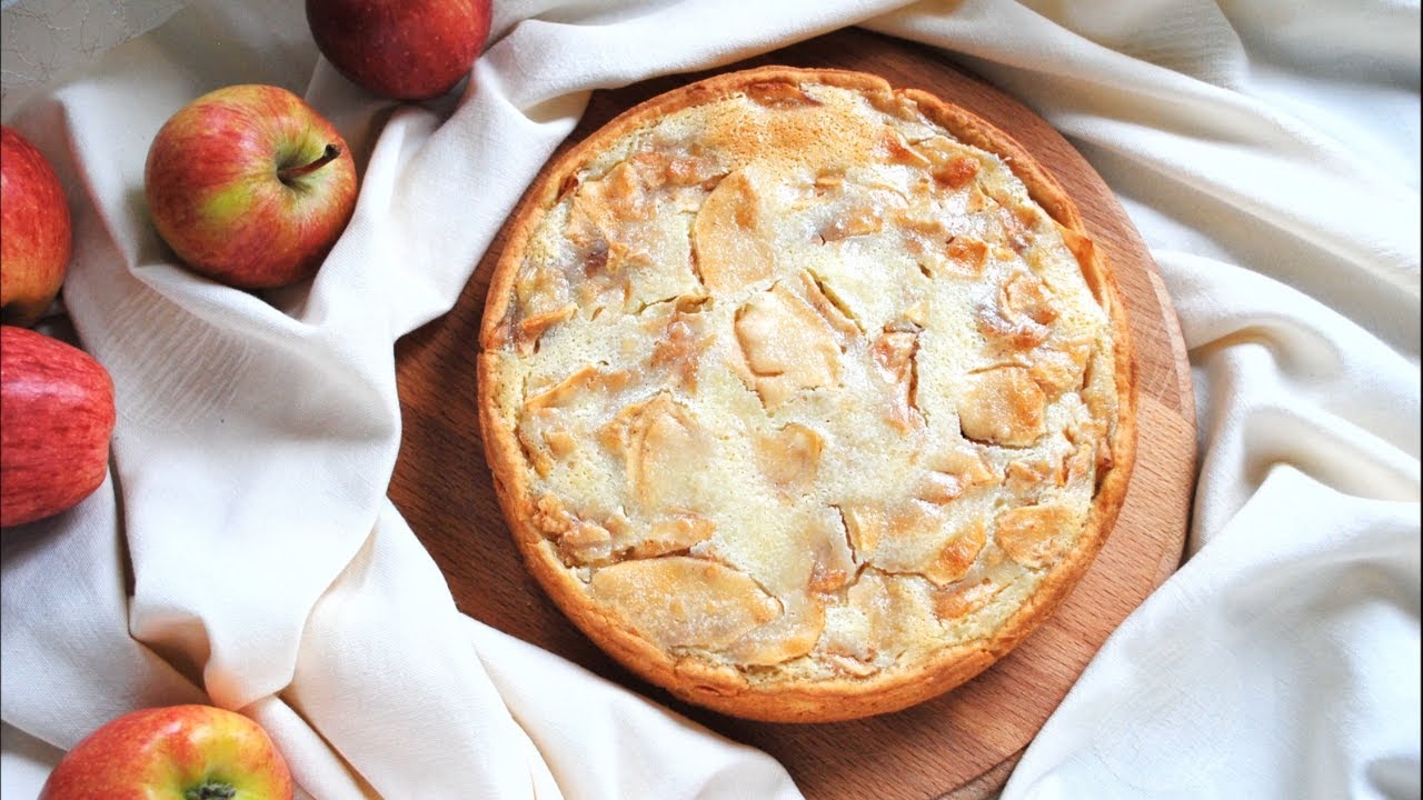 Смачний десерт за пів години: рецепт апетитного пирога з лаваша та яблук