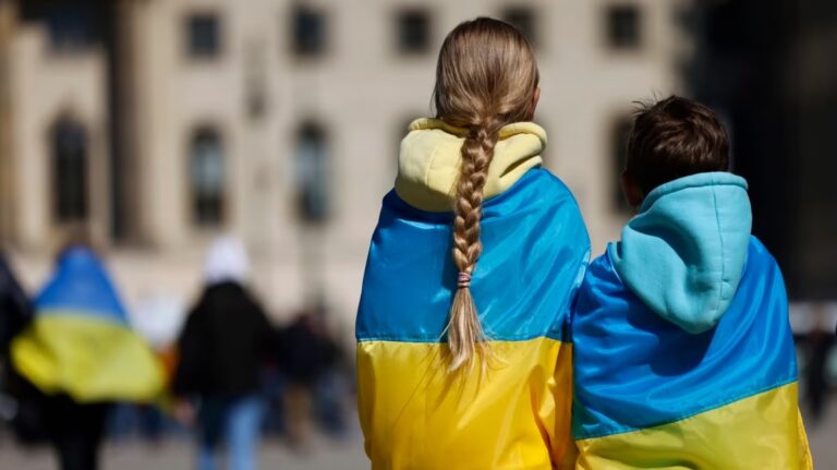 Украинцы в Европе: некоторые страны изменят условия для беженцев в 2024 году - today.ua
