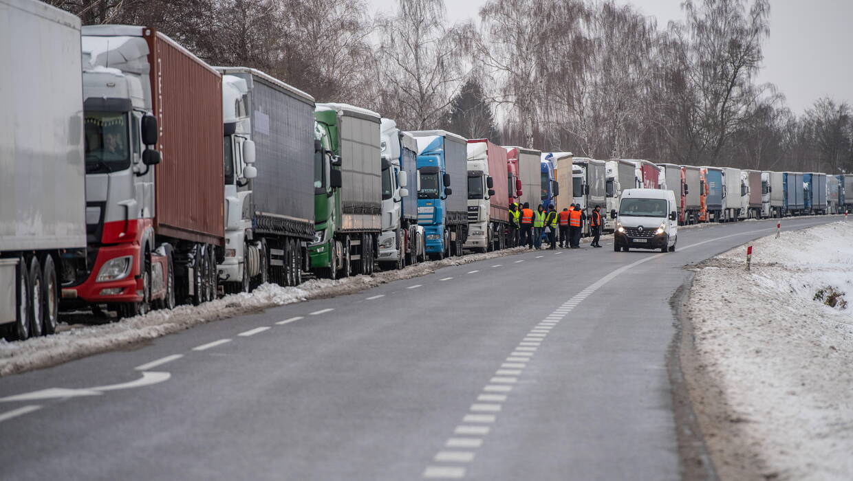 Стало известно, чего ждать украинским водителям от блокады польскими фермерами КПП на границе