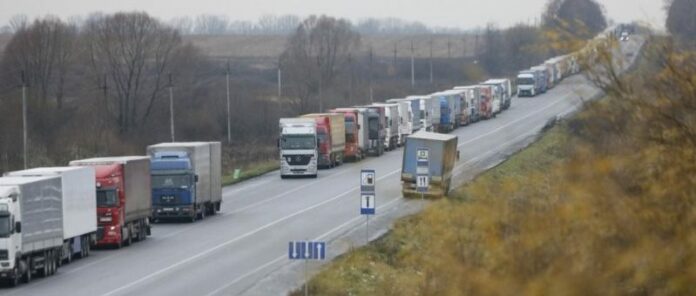 Кризис на границе с Польшей: в ГПСУ назвали количество заблокированных фур