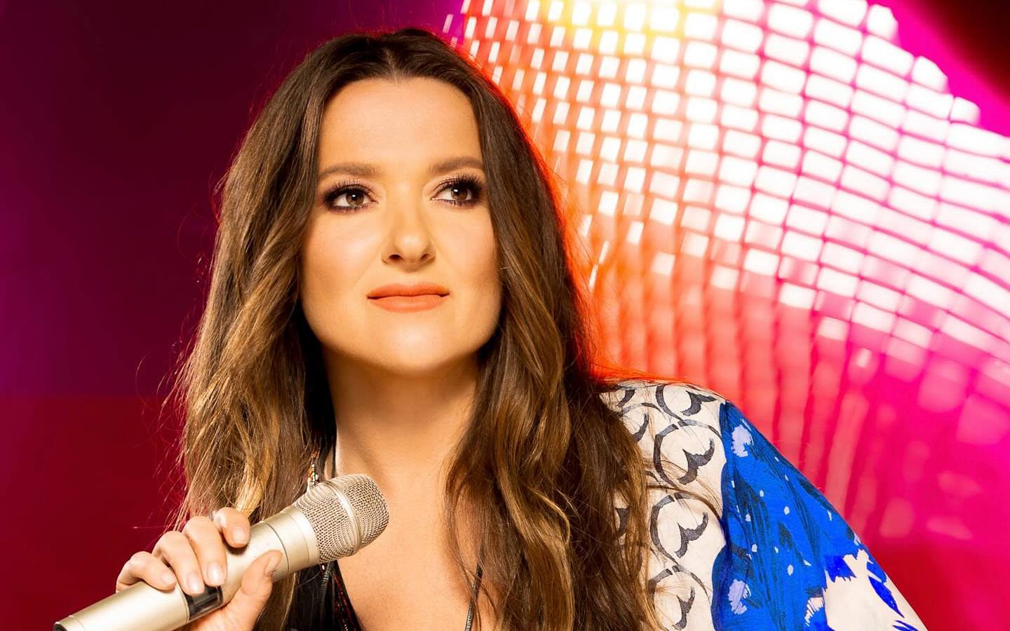 Винтажная шуба и спортивный костюм: Наталия Могилевская раскрыла стоимость повседневного "лука"