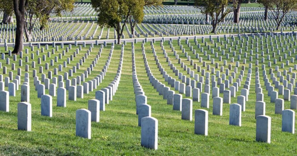 Правительство нашло в бюджете свыше полмиллиарда гривен на строительство кладбища для военных