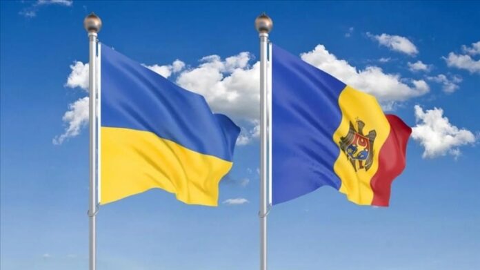 Пять фур: Молдова направила в Украину более 75 тонн гуманитарных грузов