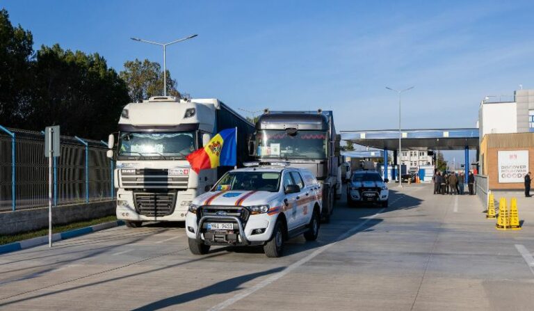 Пять фур: Молдова направила в Украину более 75 тонн гуманитарных грузов - today.ua