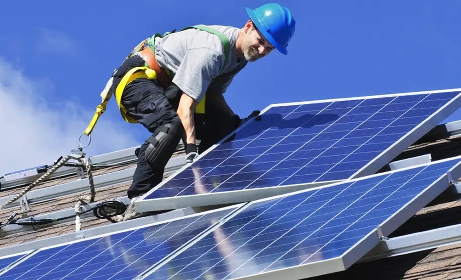 Зеленый тариф для домохозяйств: выгодно ли подключать и как оформить во время войны Зеленый тариф для домохозяйств: выгодно ли подключать и как оформить во время войны - today.ua