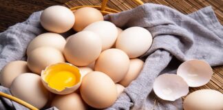 4 причини не викидати шкаралупу від яєць: може стати в нагоді в побуті - today.ua