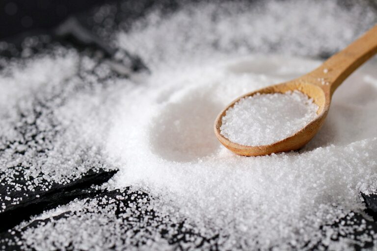 Что произойдет с организмом, если сократить потребление соли до минимума - today.ua