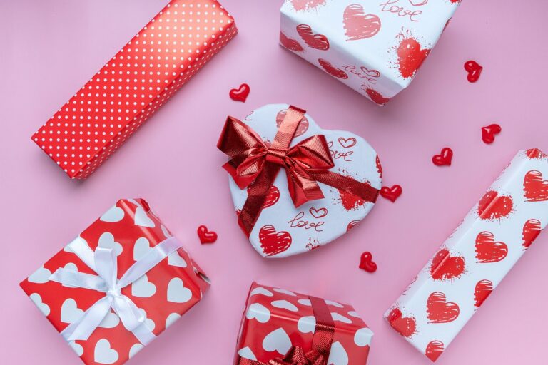 Худшие подарки на День святого Валентина: чего не стоит дарить любимым - today.ua