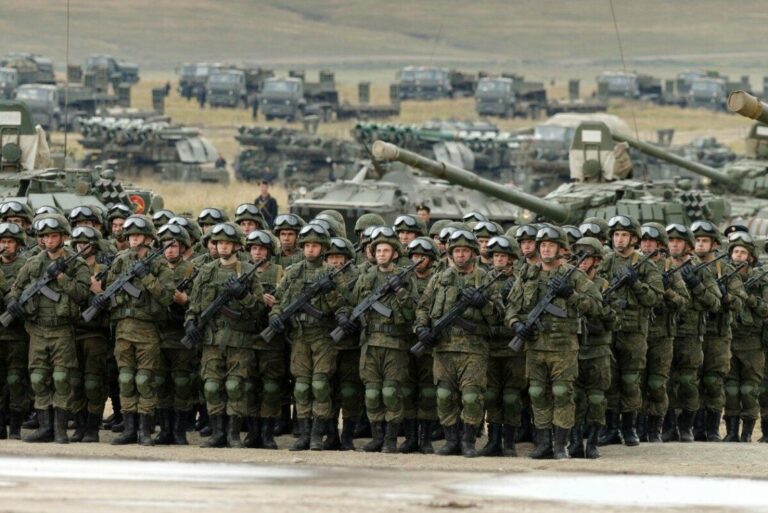 Многотысячное российское войско готово с севера начать штурм: заявление полковника ВСУ - today.ua