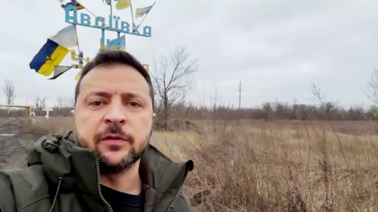Зеленський назвав місто, яке російські окупанти спробують захопити до 9 травня - today.ua