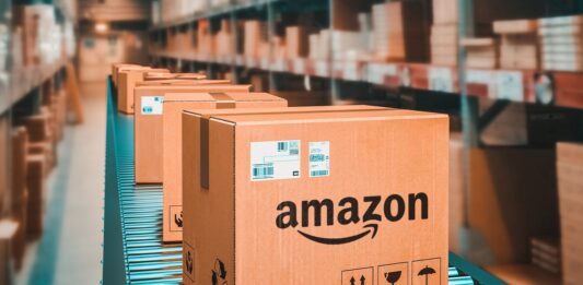 Amazon роздасть українським дітям планшети та електронні книги: хто отримає подарунки від всесвітнього маркетплейсу  - today.ua