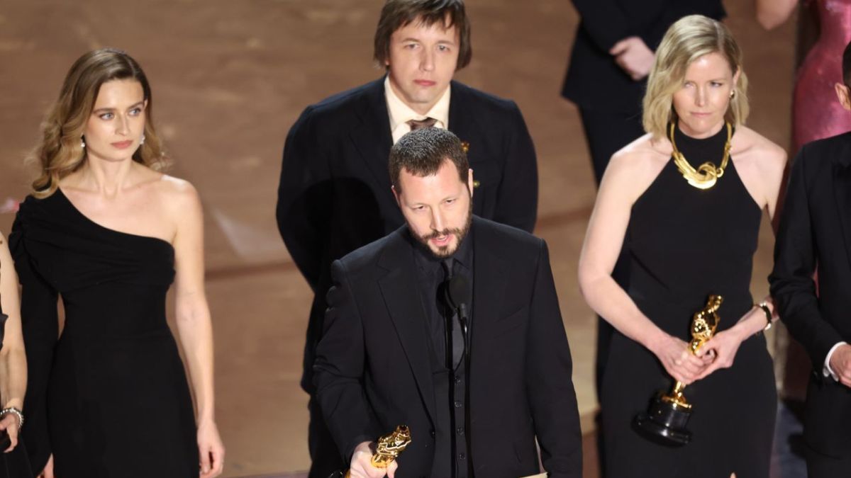 Оскароносна ніч для України: фільм про Маріуполь здобув найвищу нагороду у Лос-Анджелесі - today.ua