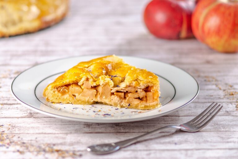 Рецепт яблочного пирога с секретным ингредиентом - today.ua