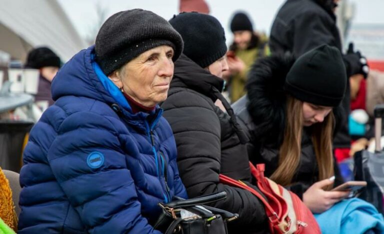 Ще одна країна відмовляється від спрощеної процедури прийому українських біженців: залишилося три дні - today.ua