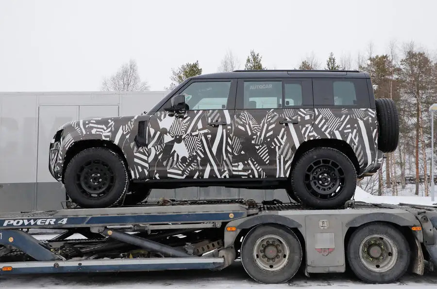 В 2024 году появится экстремальный Land Rover Defender Octa