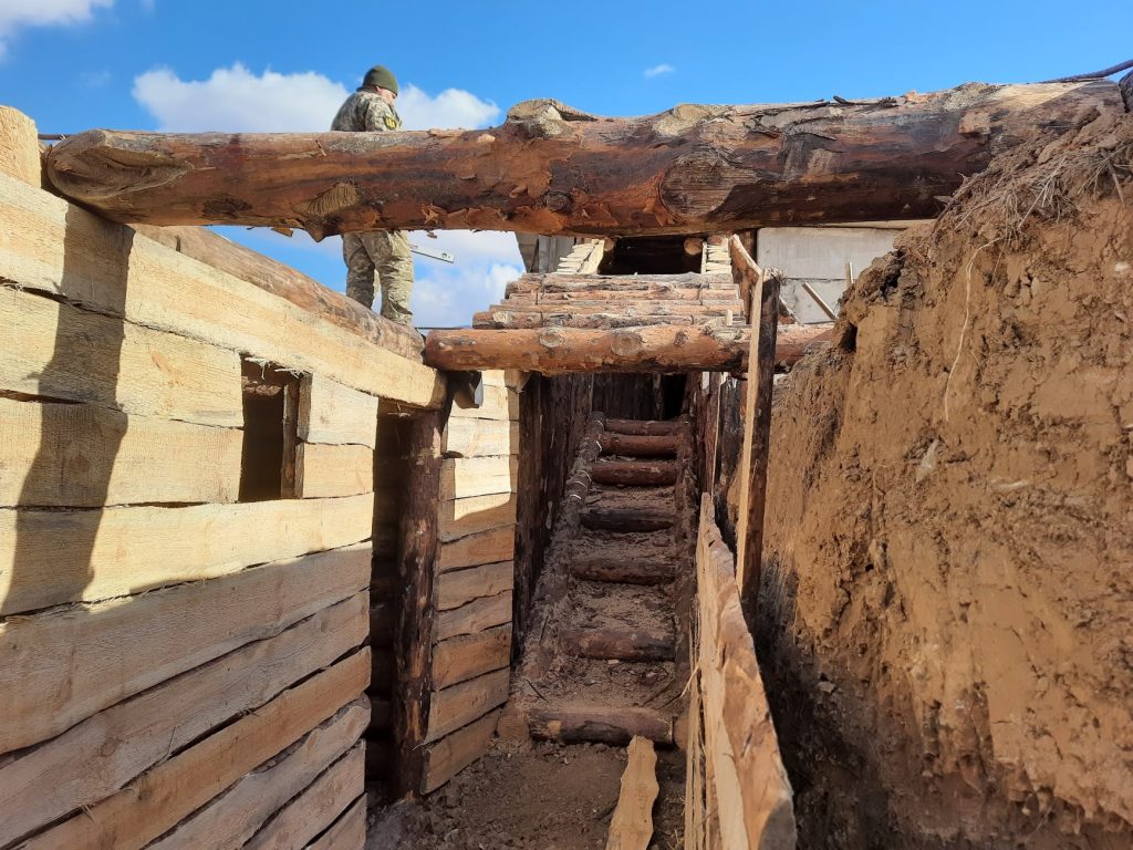 Новий етап війни в Україні: ЗСУ переходять до активної оборони, розпочато будівництво потужних укріплень