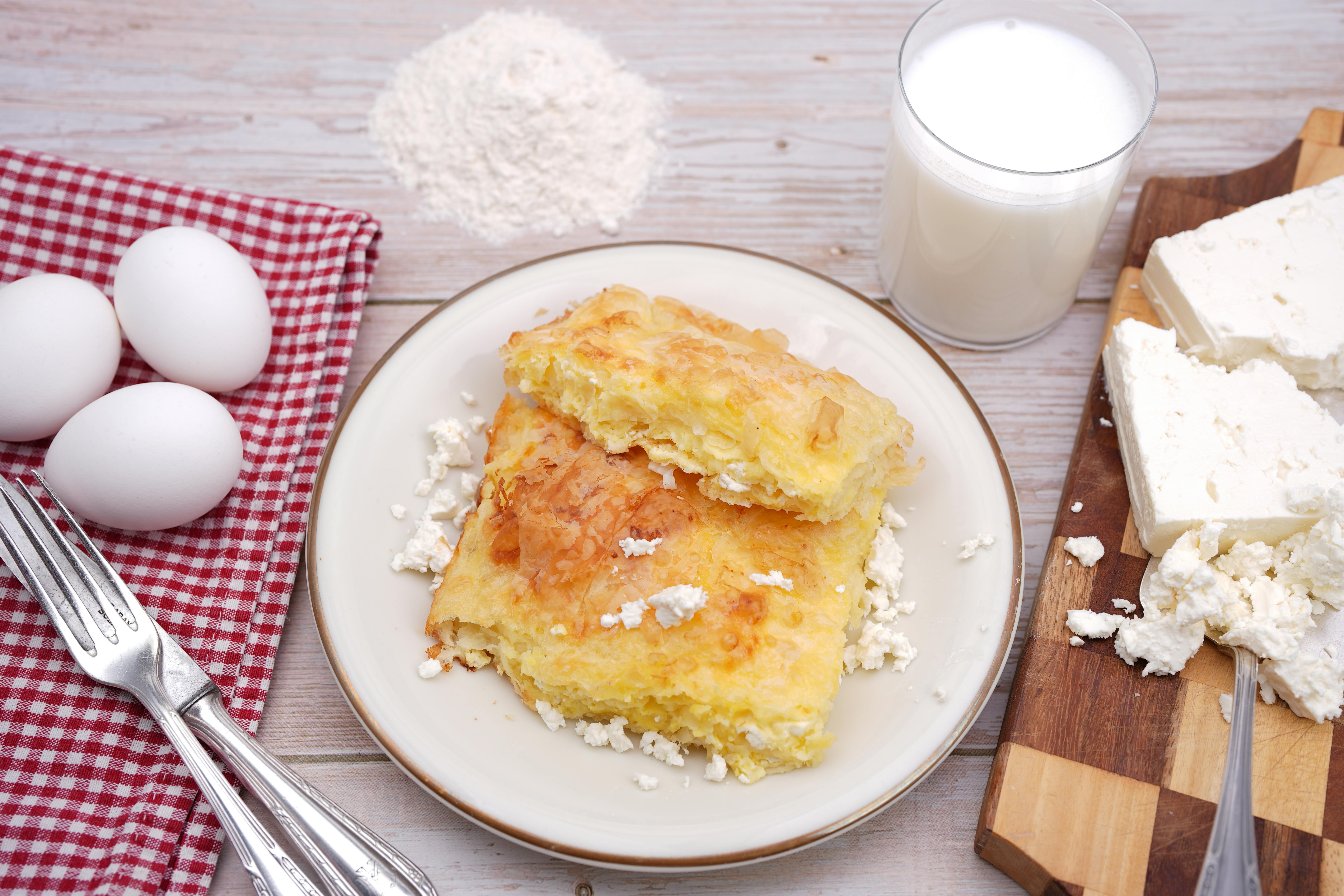 Творожная запеканка с бананом: рецепт десерта со вкусом из детства -  Today.ua