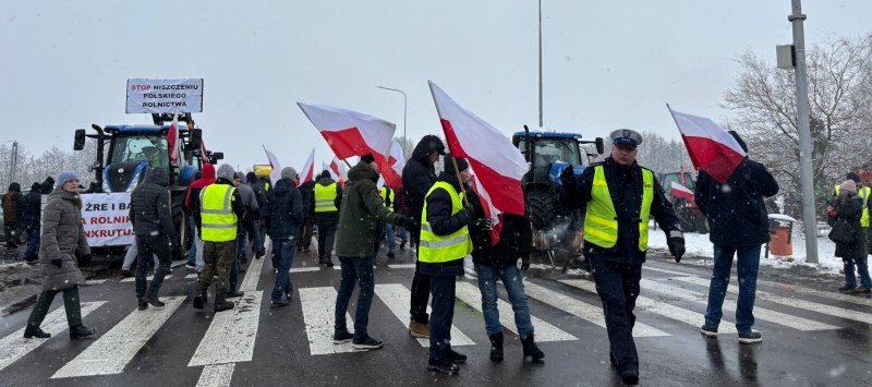 Польські фермери заблокують рух пасажирських автобусів з України