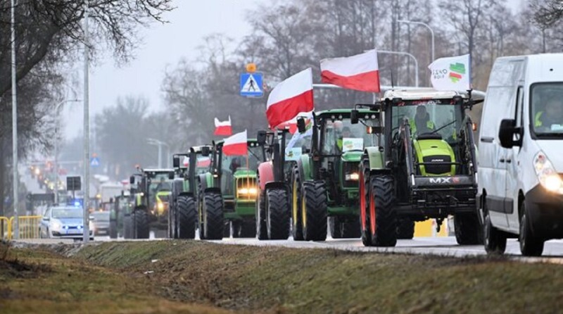 Польские фермеры пошли на уступки: сколько украинских грузовиков будут пропускать в сутки